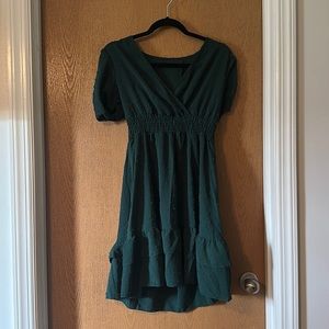 Very cute dark green summer/ fall dress!